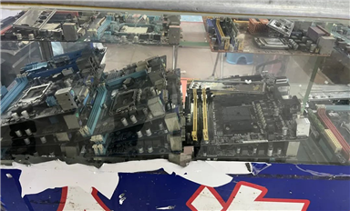 崗頂?shù)碾[秘角落：10塊錢能買CPU，300塊能組電腦？